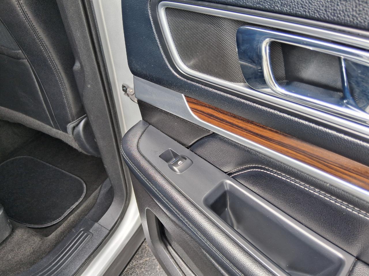 Ford Explorer Limited FWD 2016
