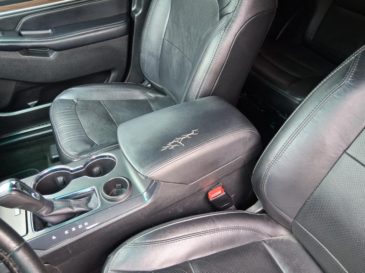 Ford Explorer Limited FWD 2016