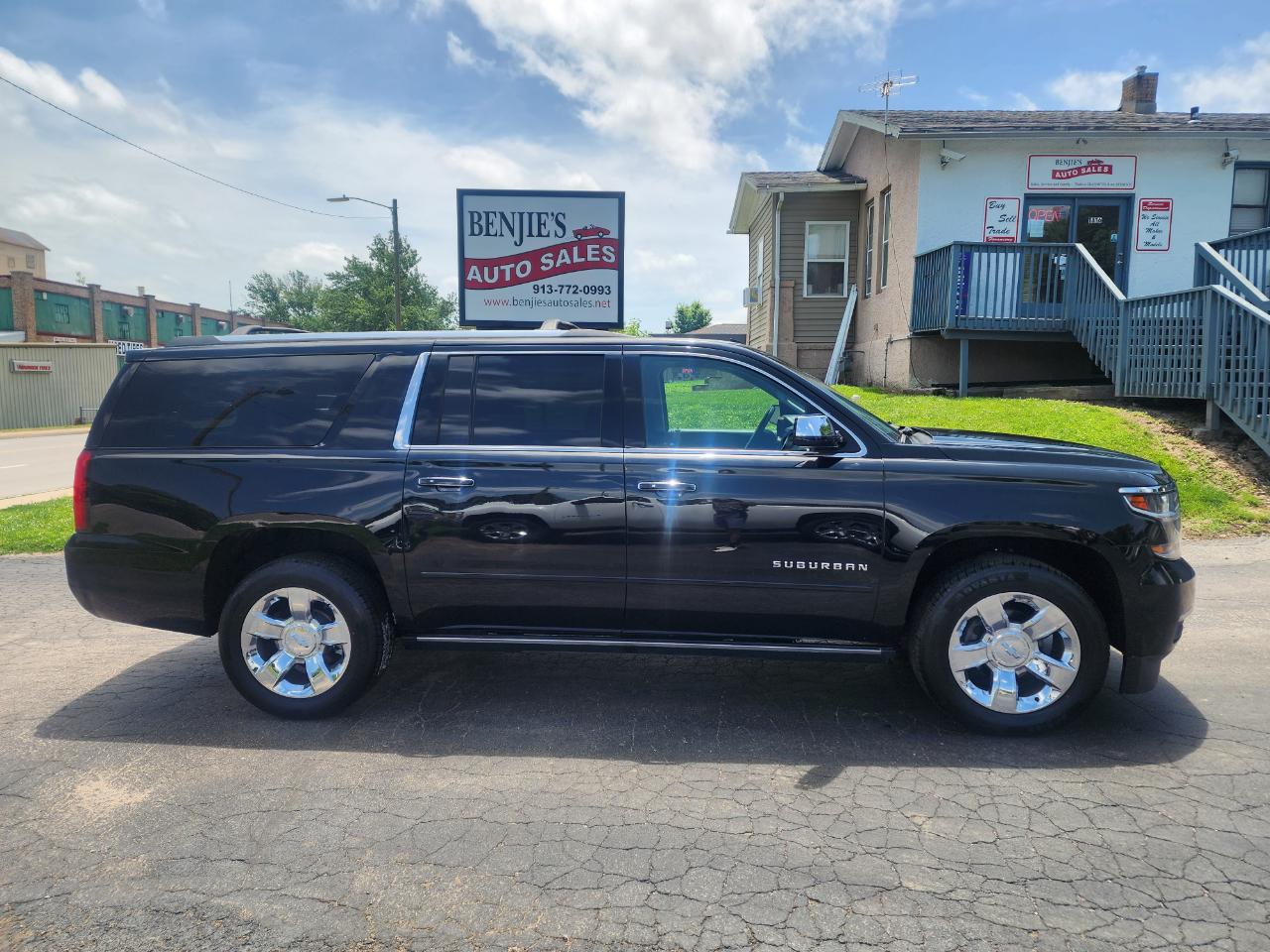 Chevrolet Suburban Premier 4WD 2017