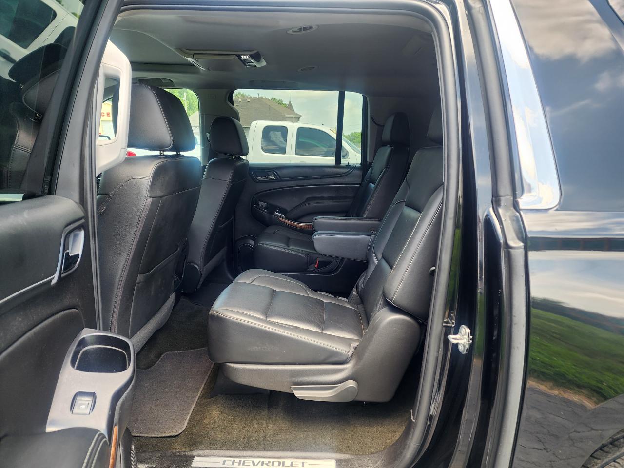 Chevrolet Suburban Premier 4WD 2017
