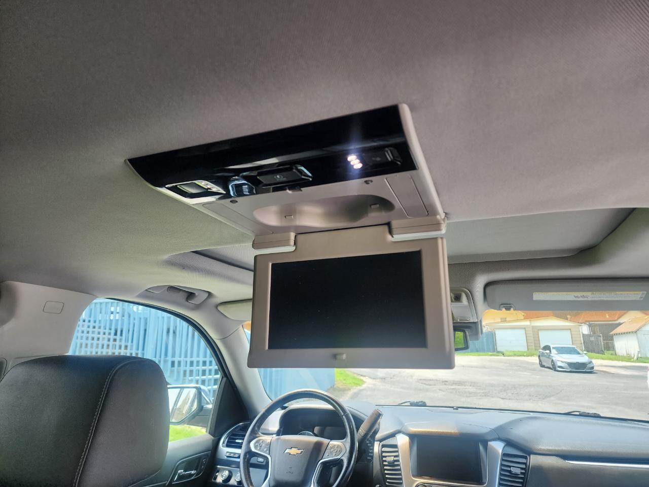 Chevrolet Suburban Premier 4WD 2017