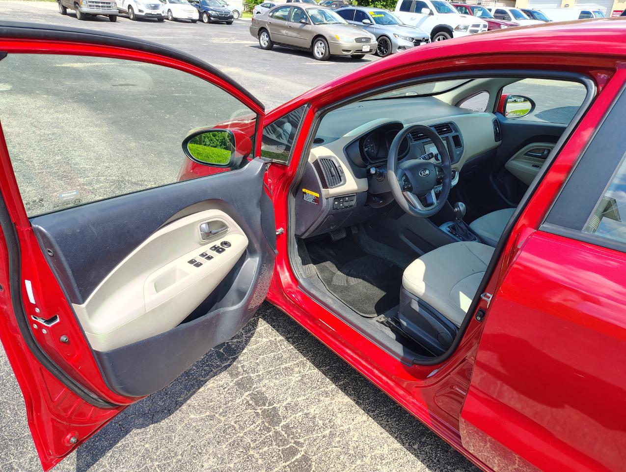 Kia Rio LX 2013