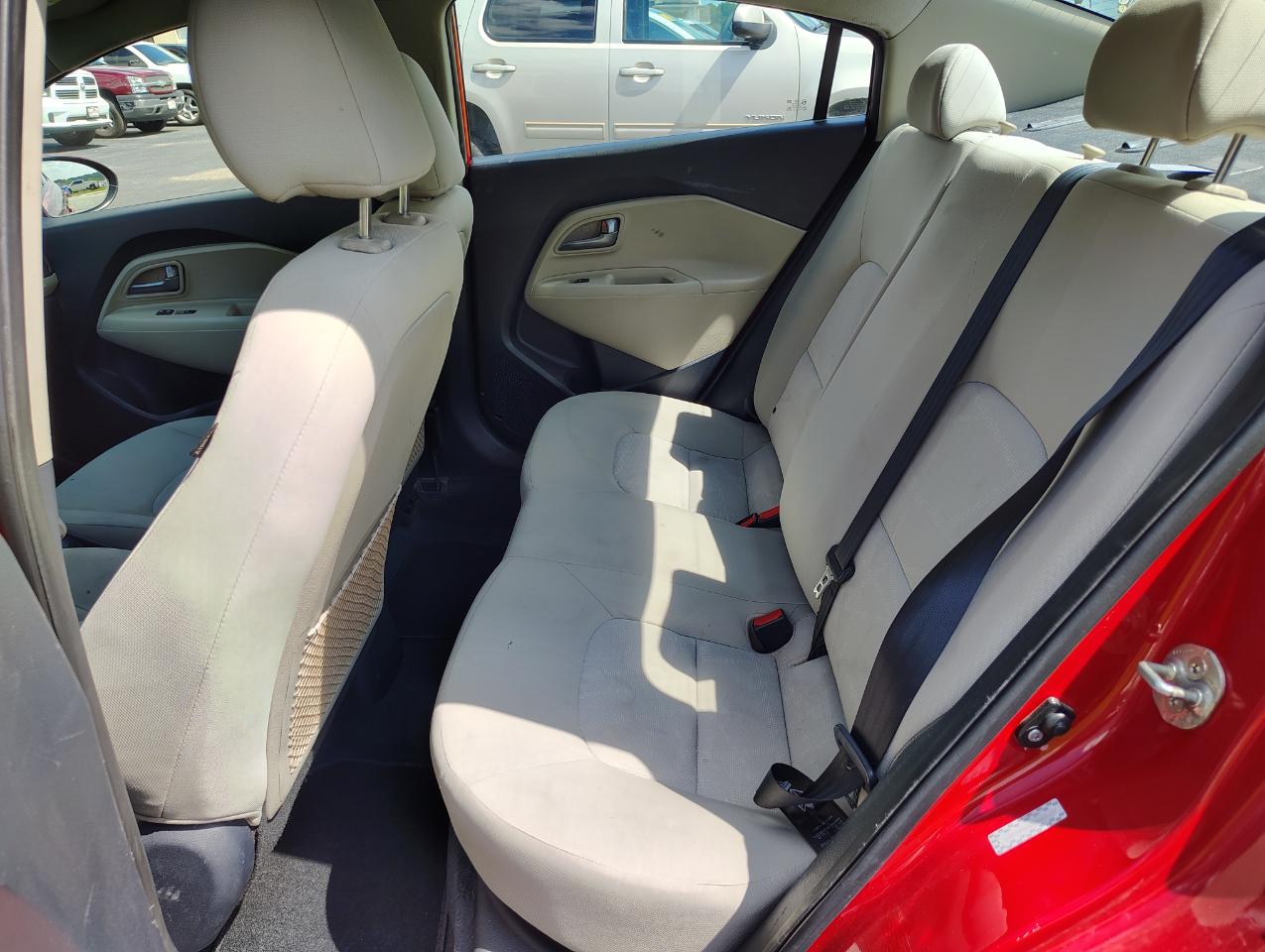 Kia Rio LX 2013
