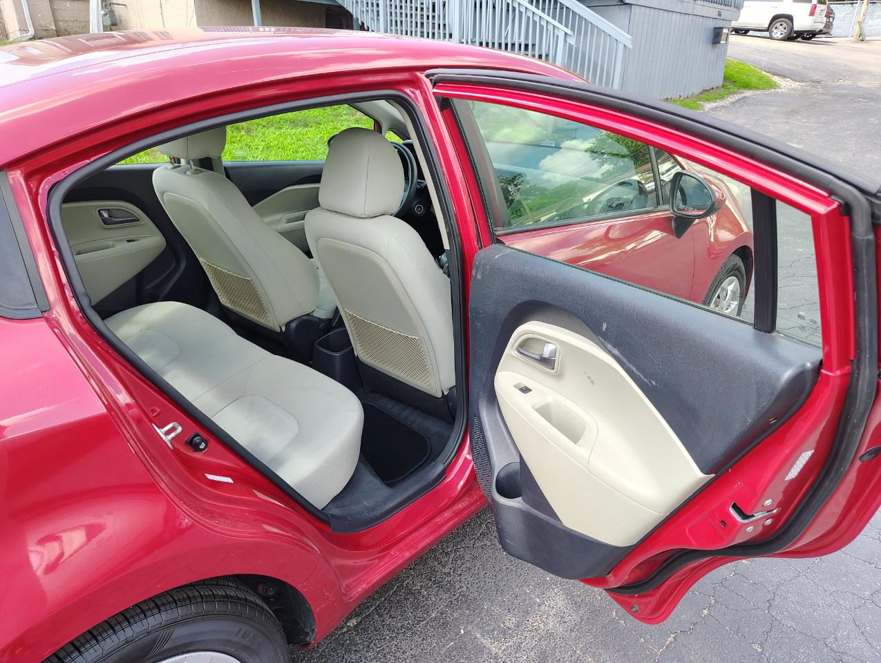 Kia Rio LX 2013