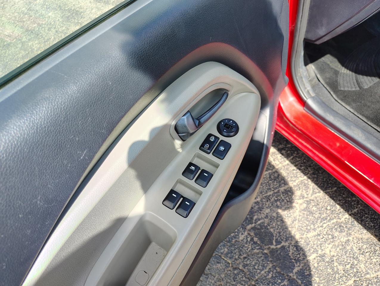 Kia Rio LX 2013