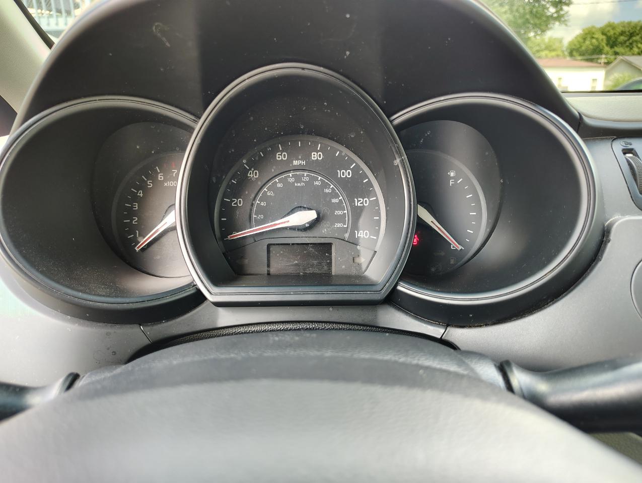 Kia Rio LX 2013