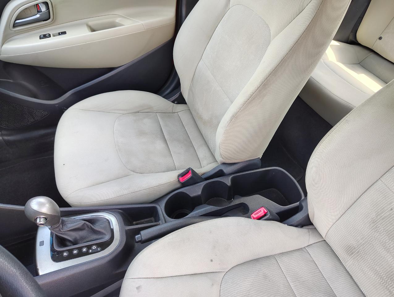 Kia Rio LX 2013