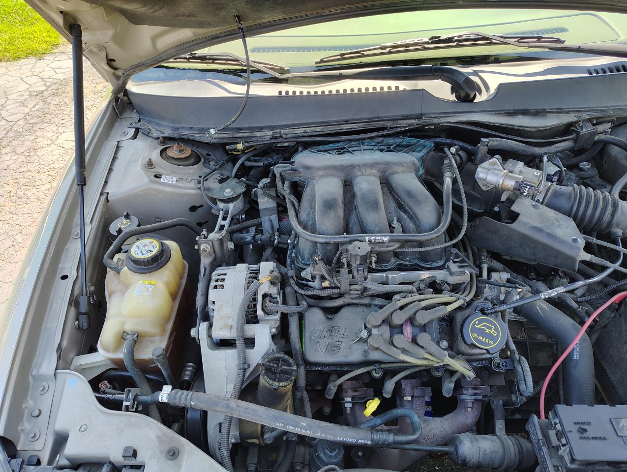 Ford Taurus SE 2004