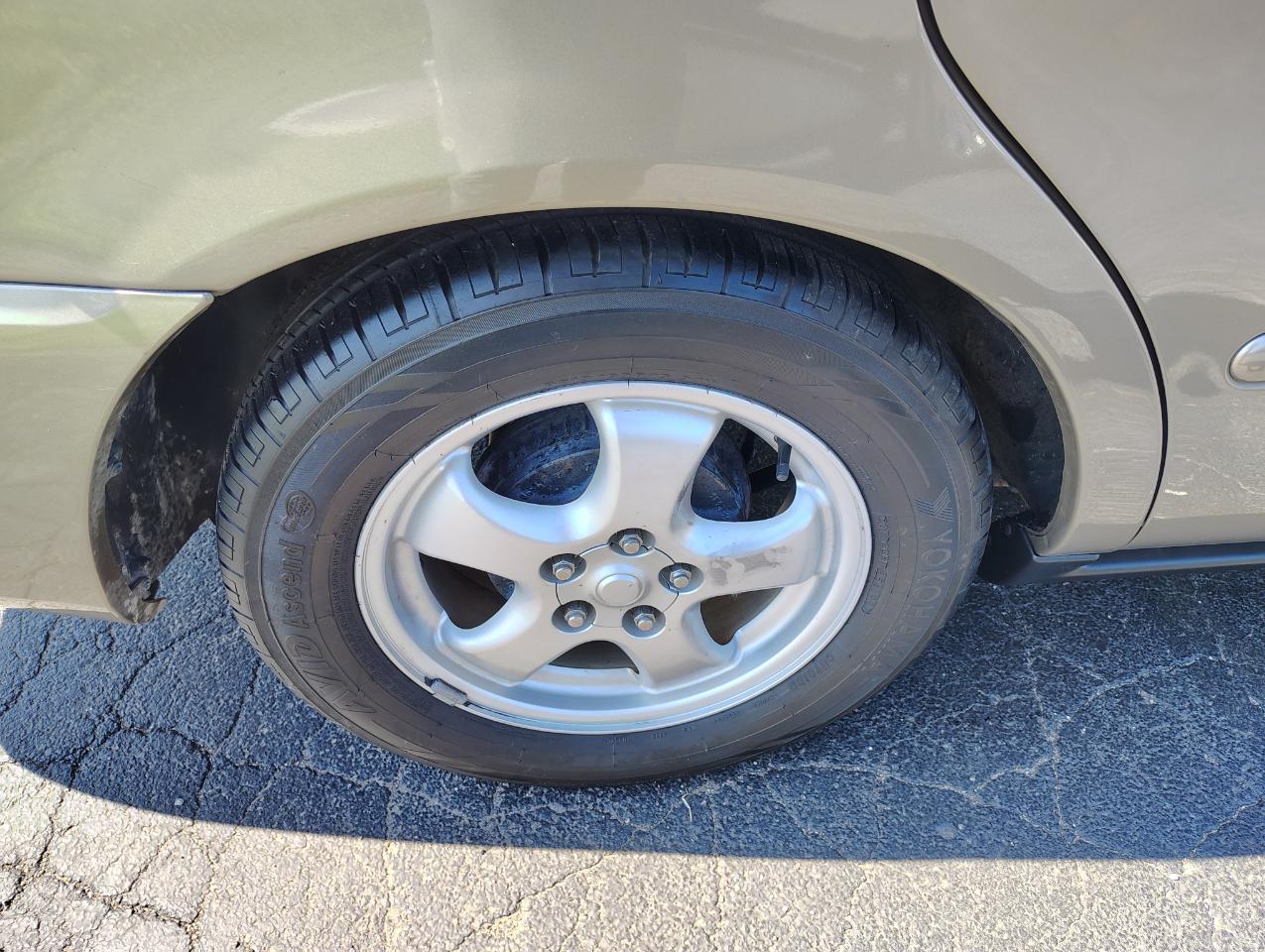 Ford Taurus SE 2004