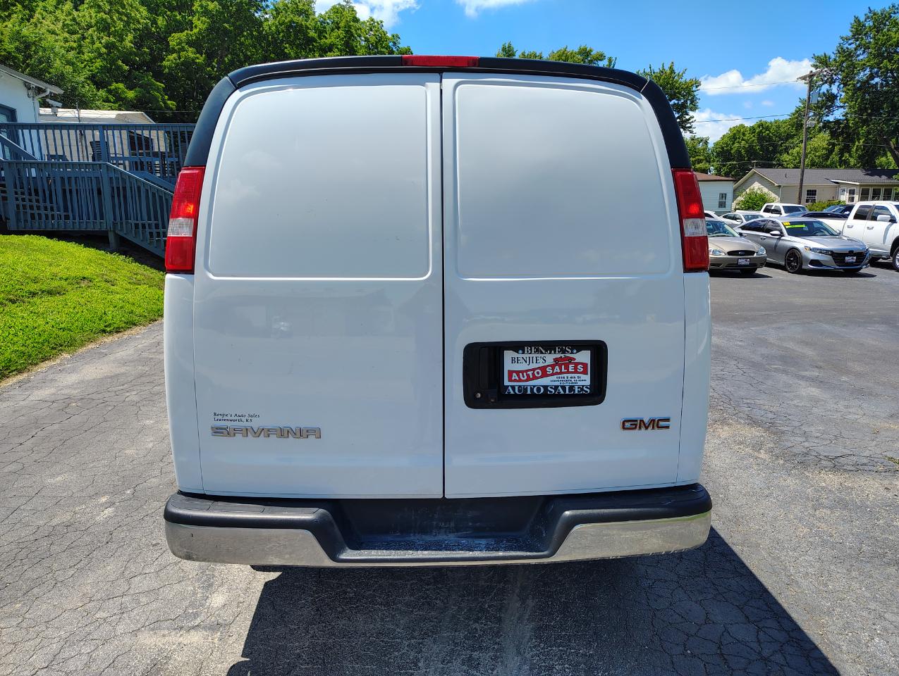GMC Savana G2500 Cargo 2023