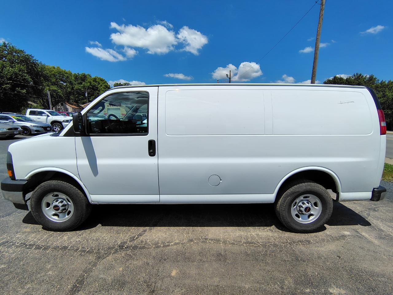 GMC Savana G2500 Cargo 2023