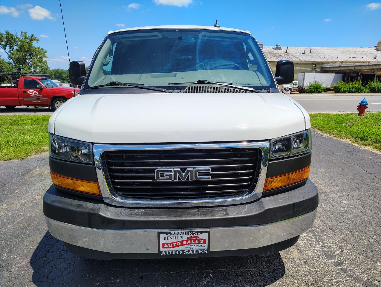 GMC Savana G2500 Cargo 2023