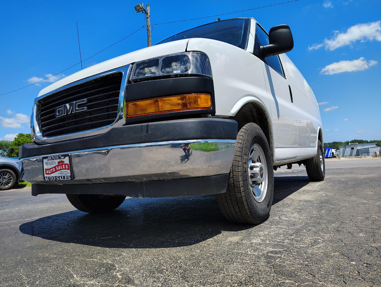 GMC Savana G2500 Cargo 2023