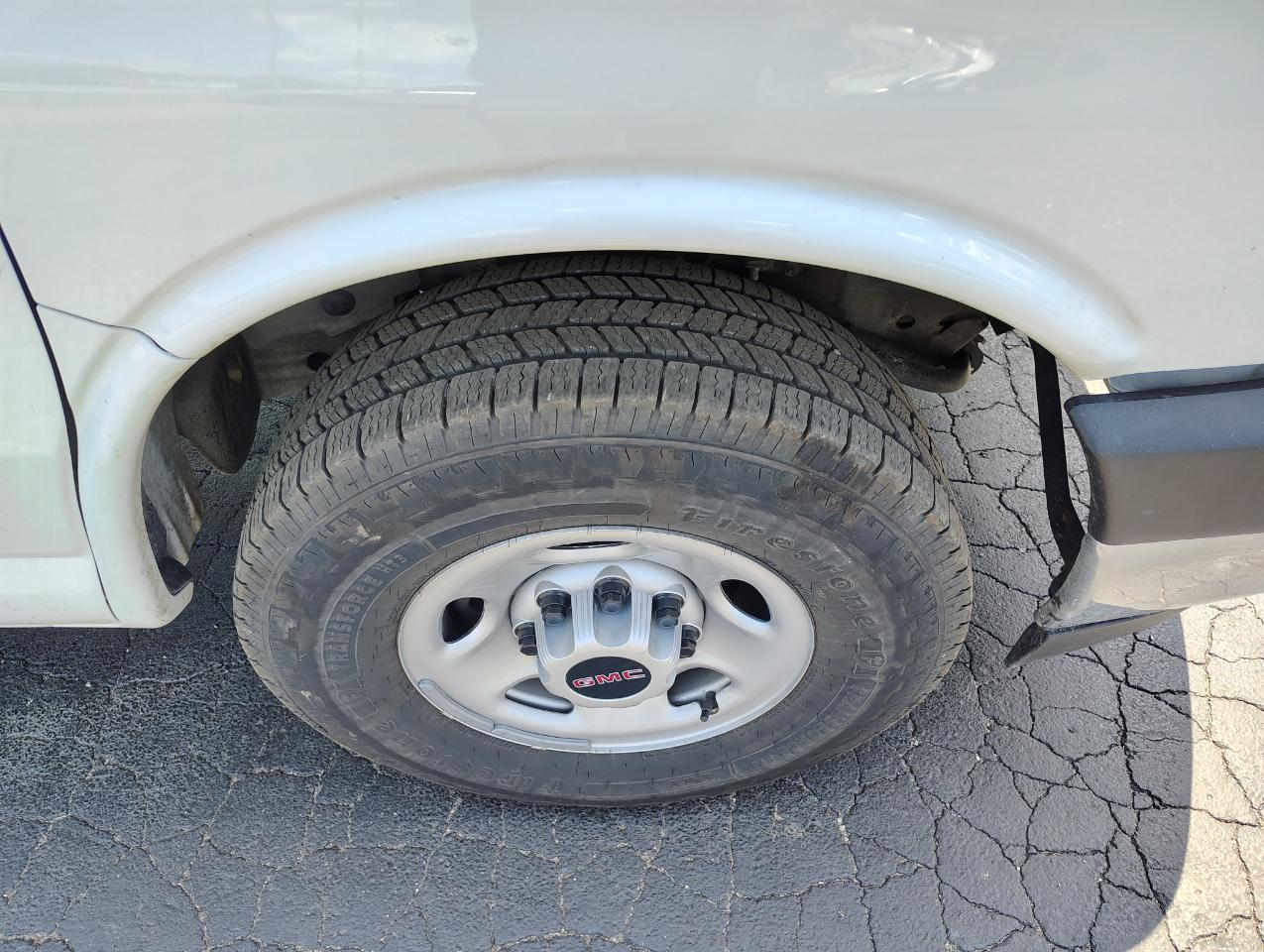 GMC Savana G2500 Cargo 2023