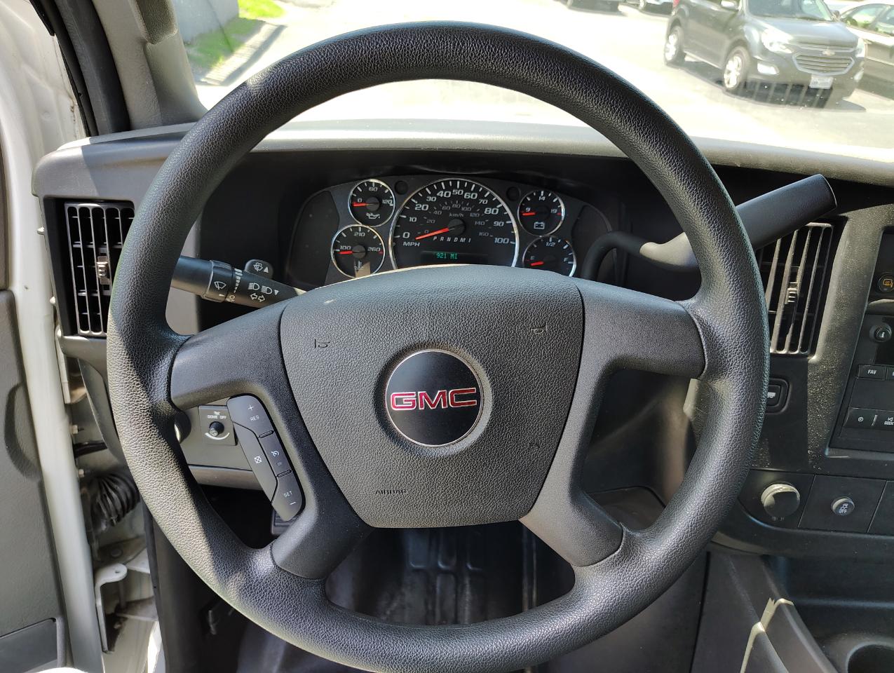 GMC Savana G2500 Cargo 2023