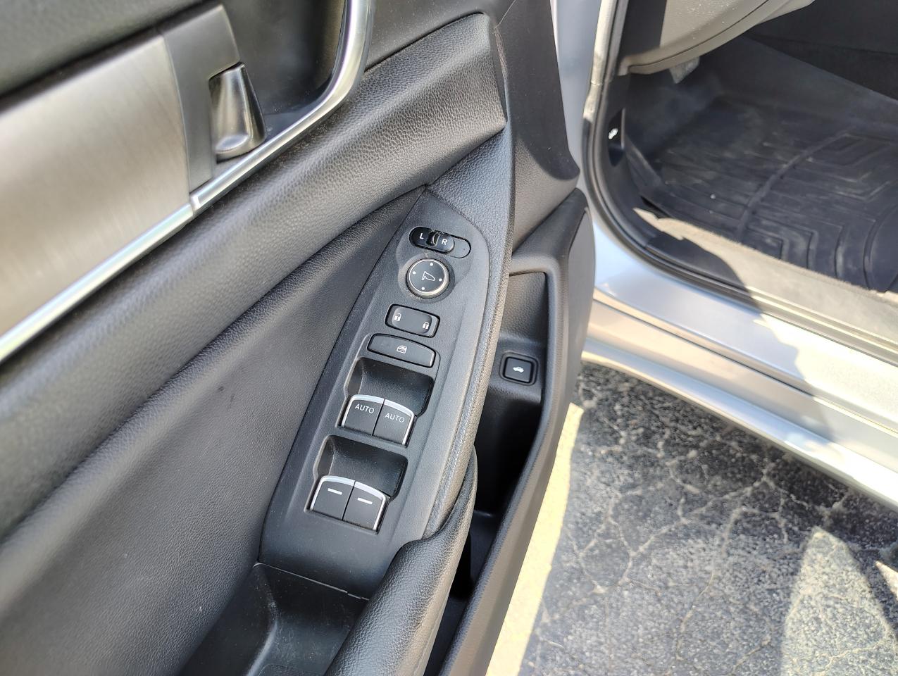 Honda Accord LX CVT 2021