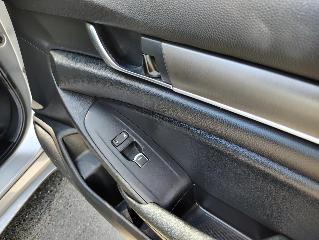 Honda Accord LX CVT 2021