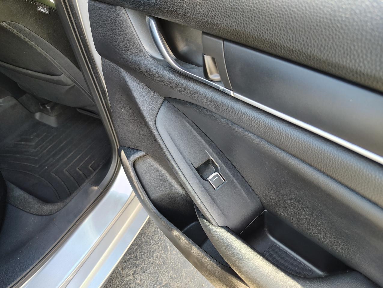 Honda Accord LX CVT 2021