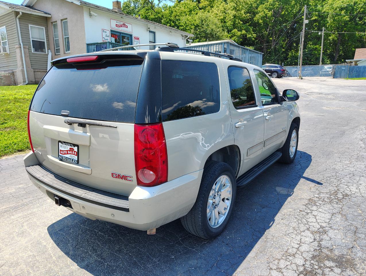 GMC Yukon SLT 4WD 2014