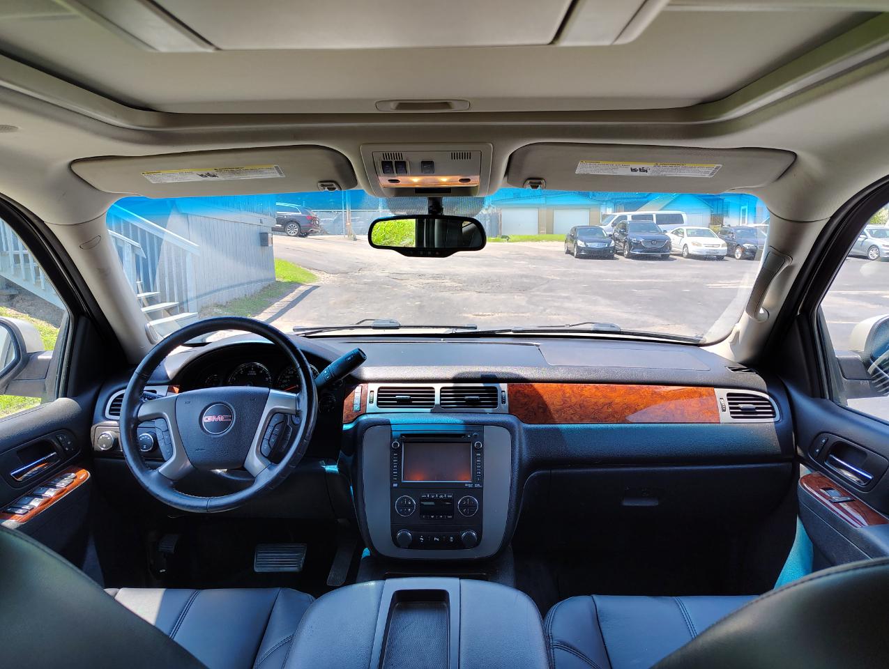 GMC Yukon SLT 4WD 2014