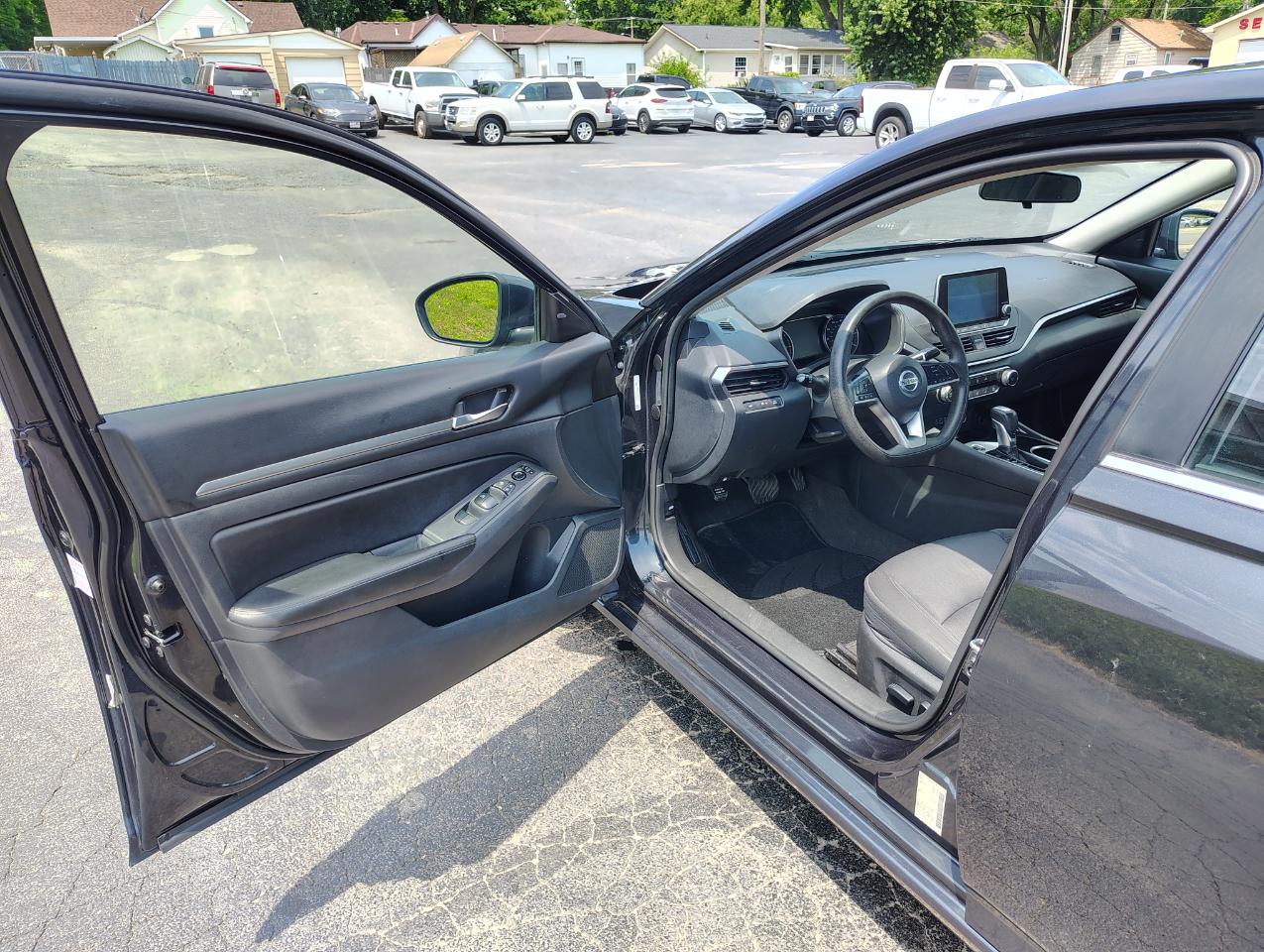 Nissan Altima 2.5 SV 2022