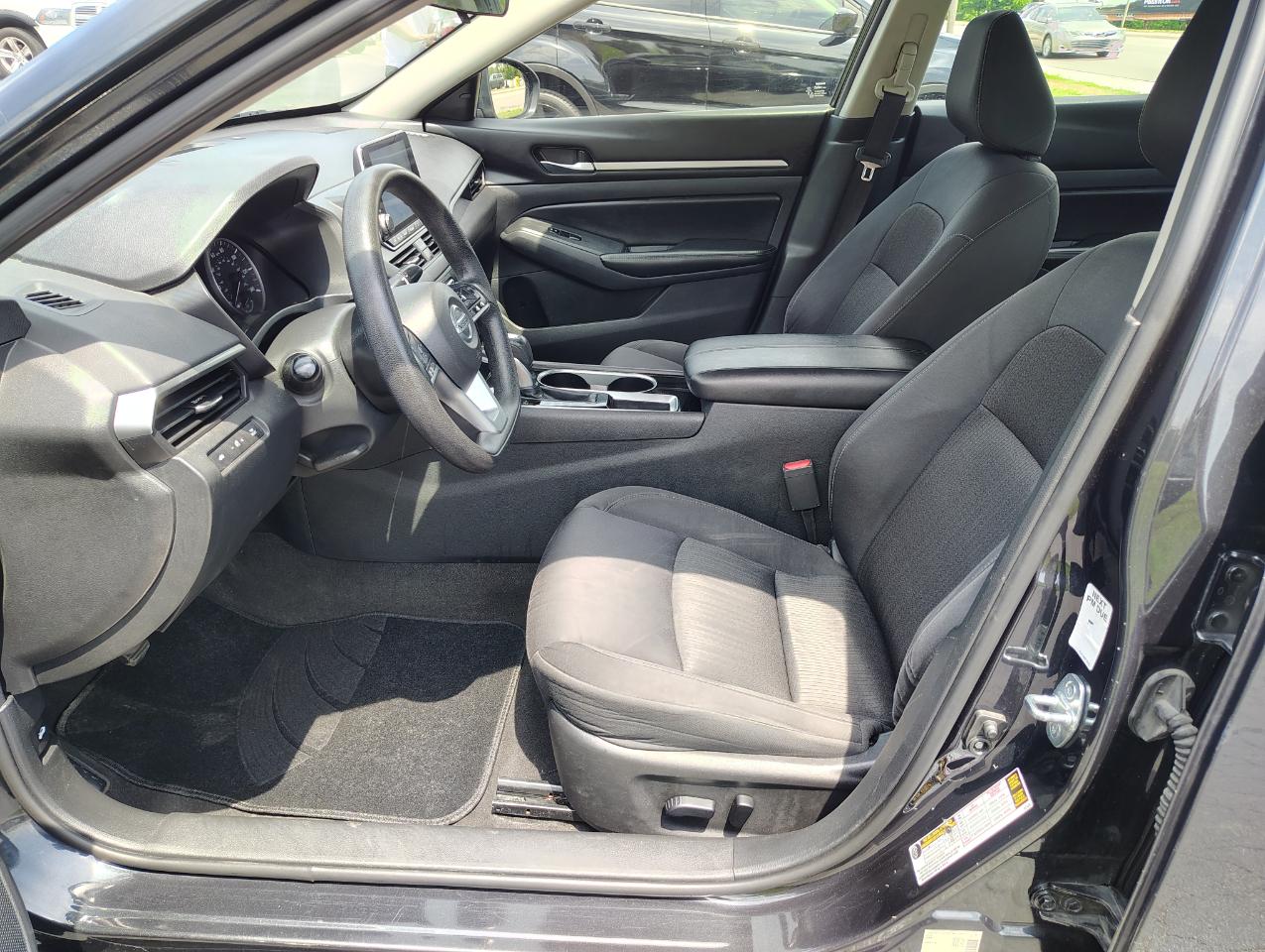 Nissan Altima 2.5 SV 2022