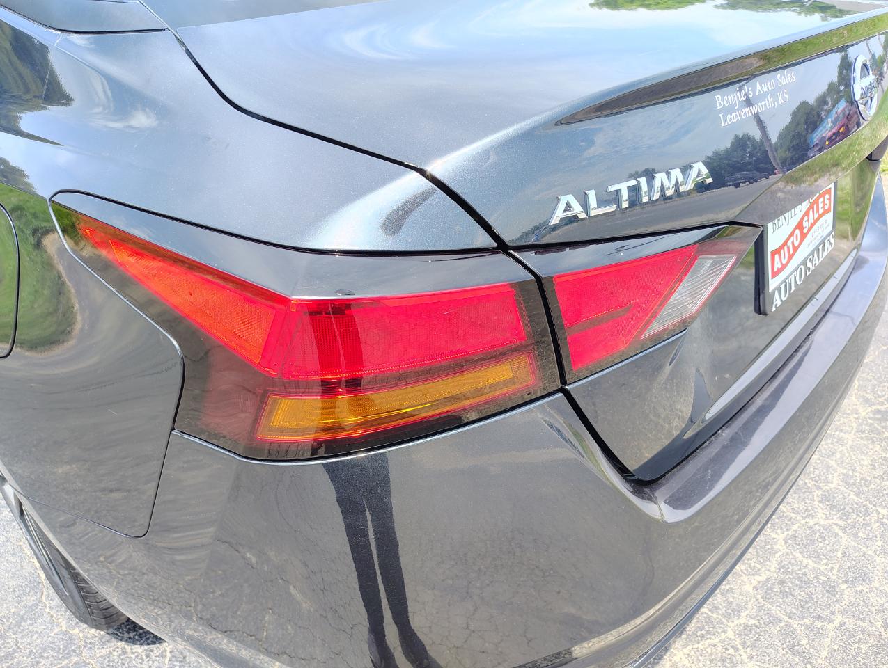 Nissan Altima 2.5 SV 2022
