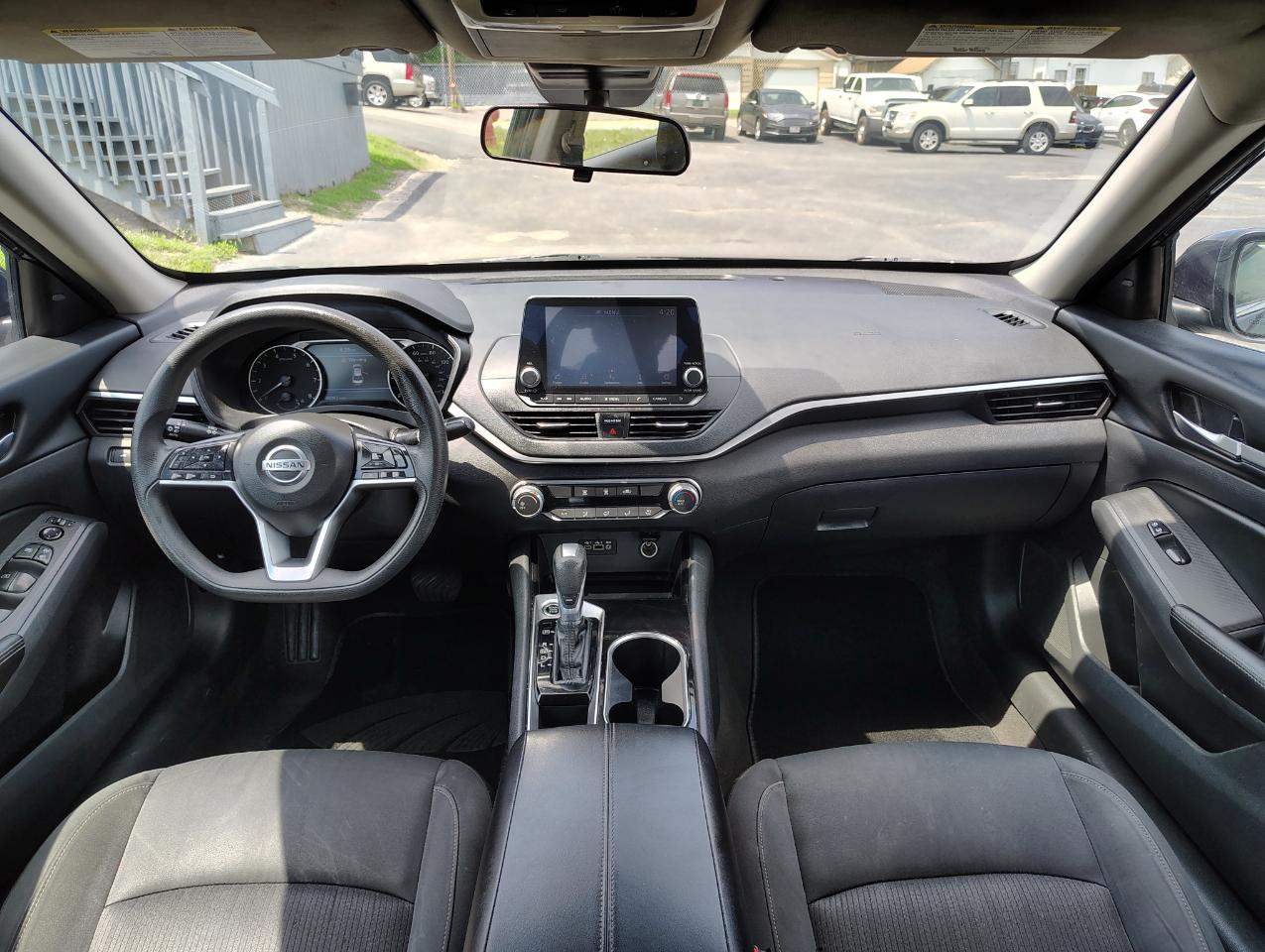 Nissan Altima 2.5 SV 2022