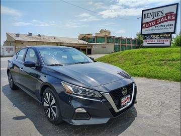 2022 Nissan Altima 2.5 SV