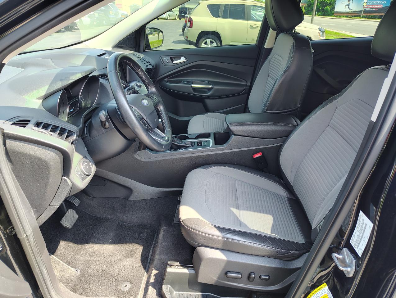 Ford Escape SE FWD 2017
