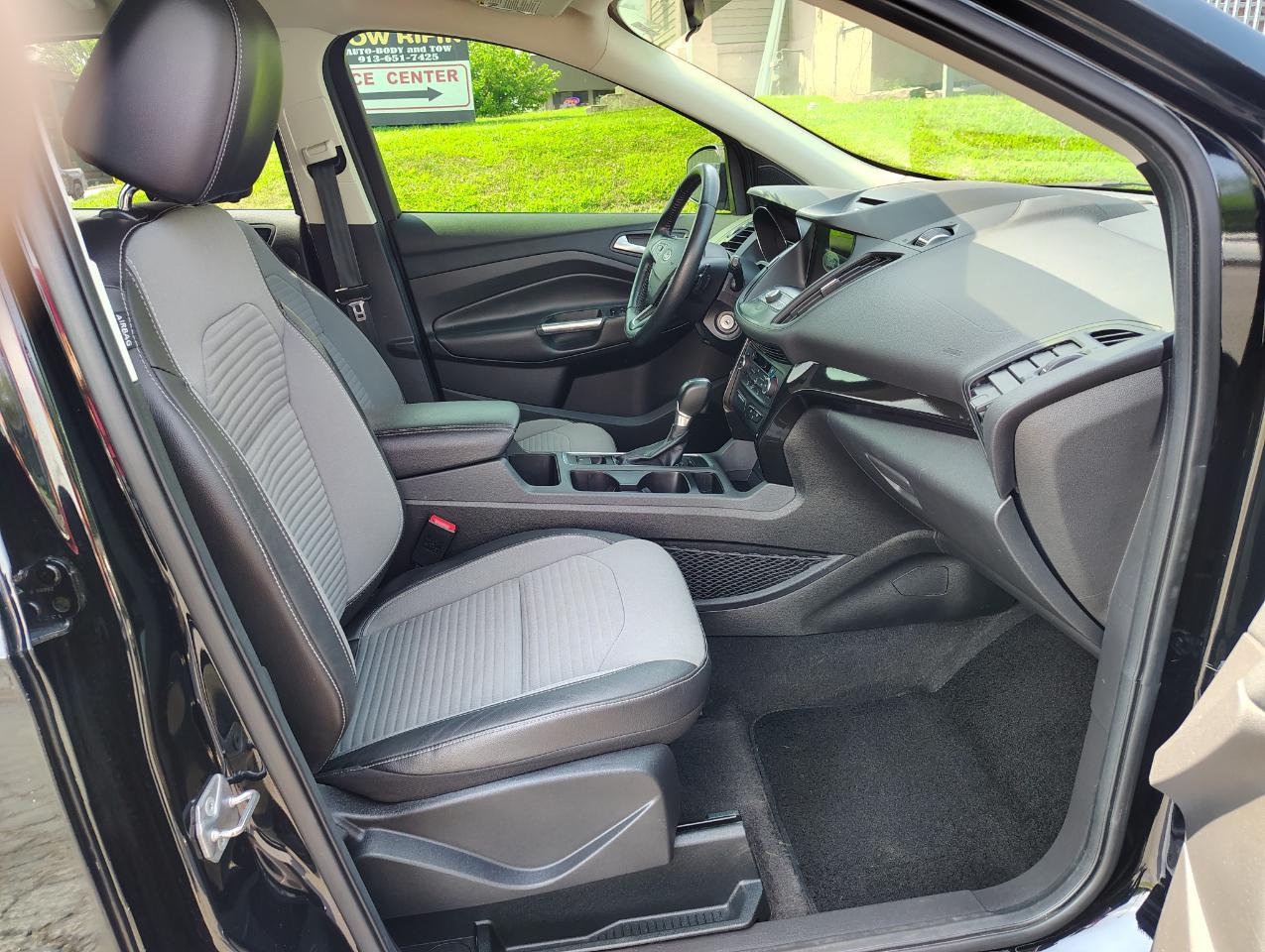 Ford Escape SE FWD 2017