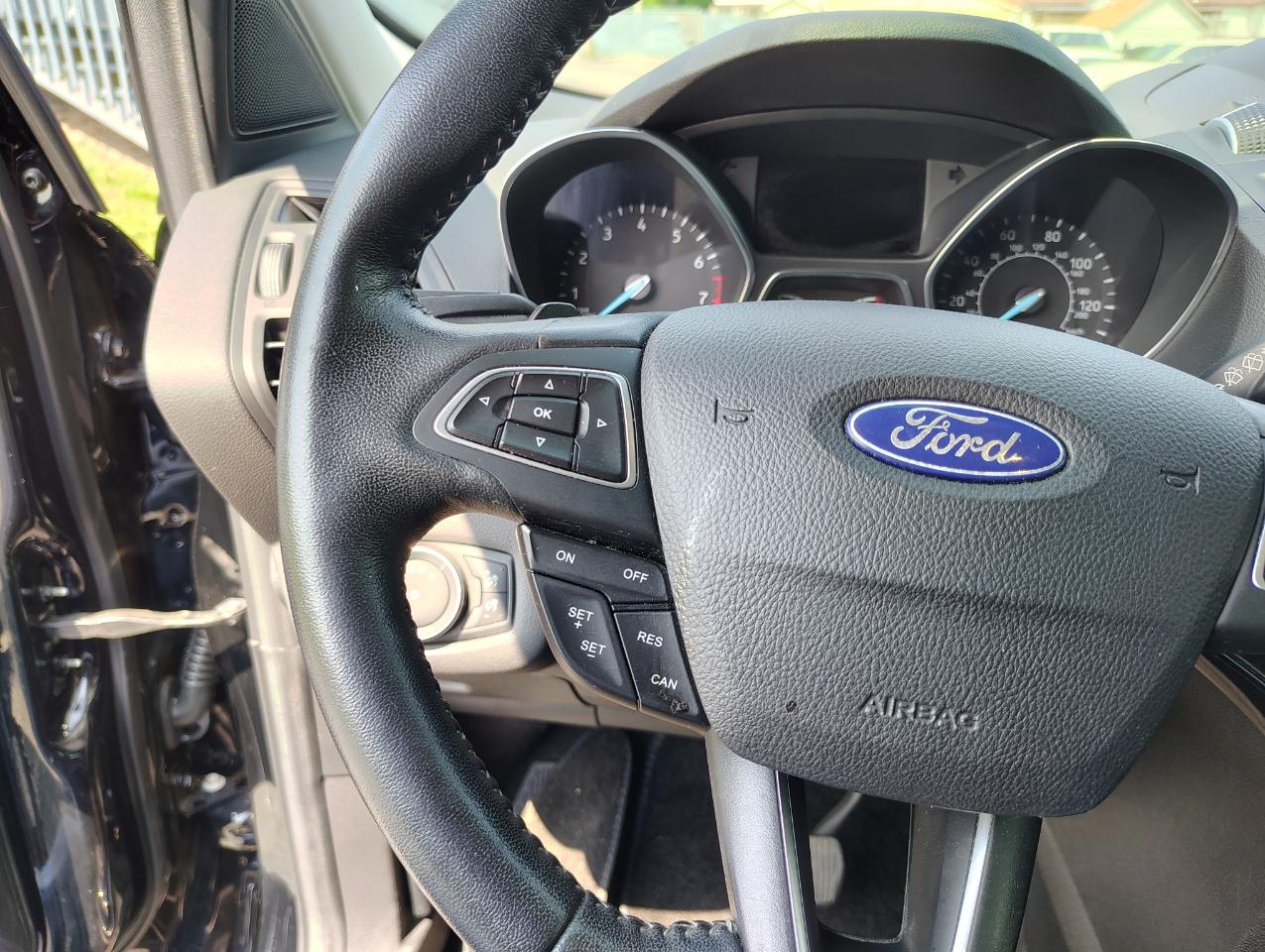 Ford Escape SE FWD 2017
