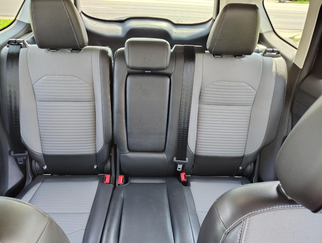 Ford Escape SE FWD 2017