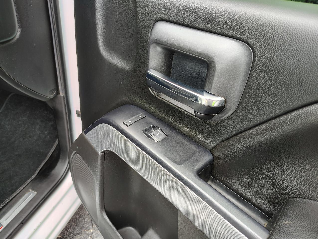 Chevrolet Silverado 1500 LT Crew Cab 4WD 2018