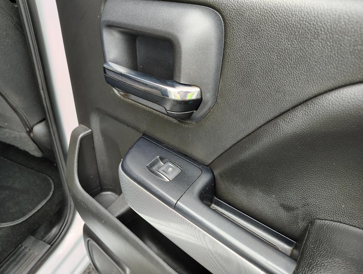 Chevrolet Silverado 1500 LT Crew Cab 4WD 2018