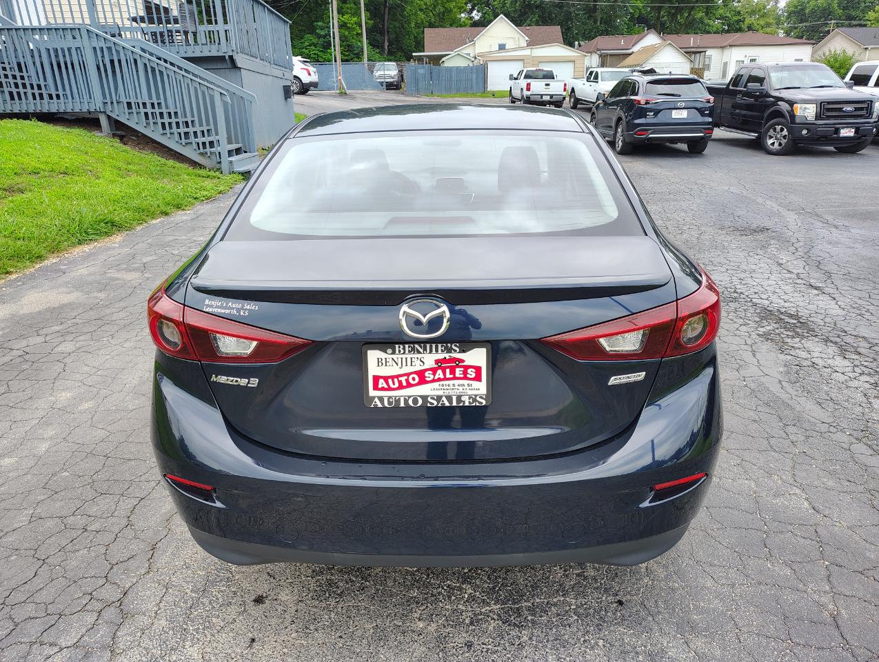Mazda MAZDA3 i Touring AT 4-Door 2014