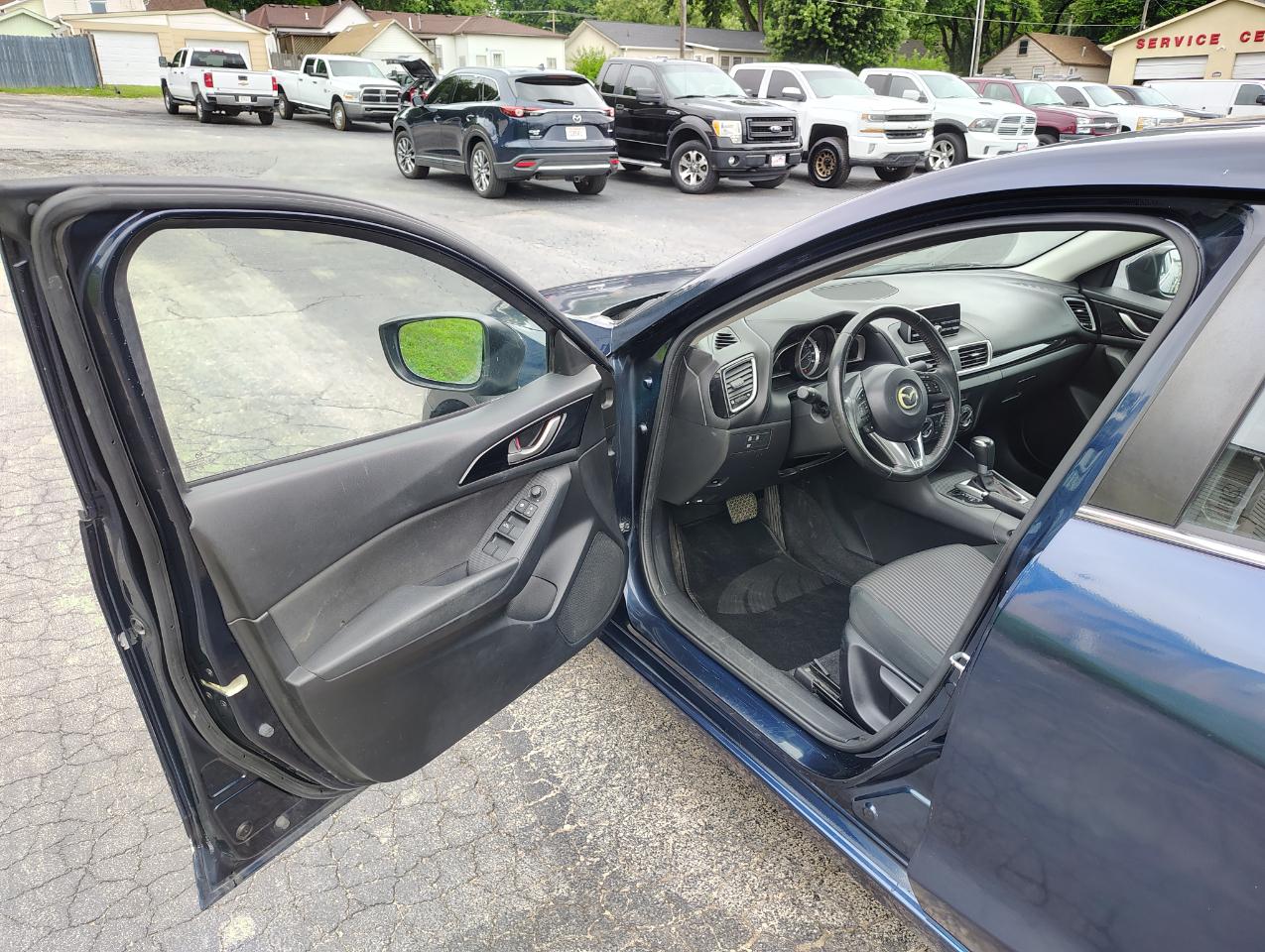 Mazda MAZDA3 i Touring AT 4-Door 2014