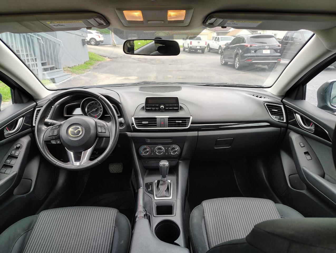Mazda MAZDA3 i Touring AT 4-Door 2014