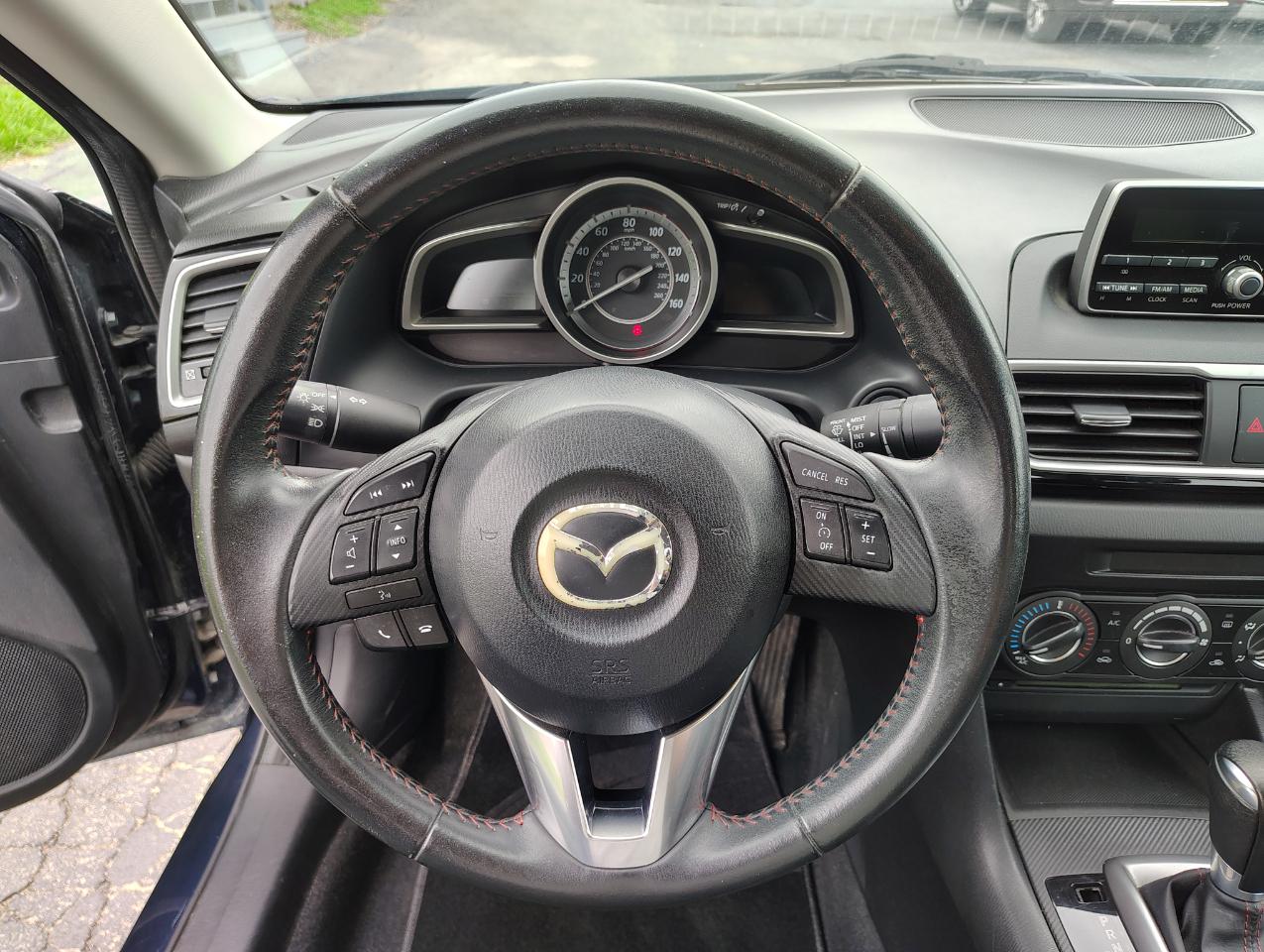 Mazda MAZDA3 i Touring AT 4-Door 2014