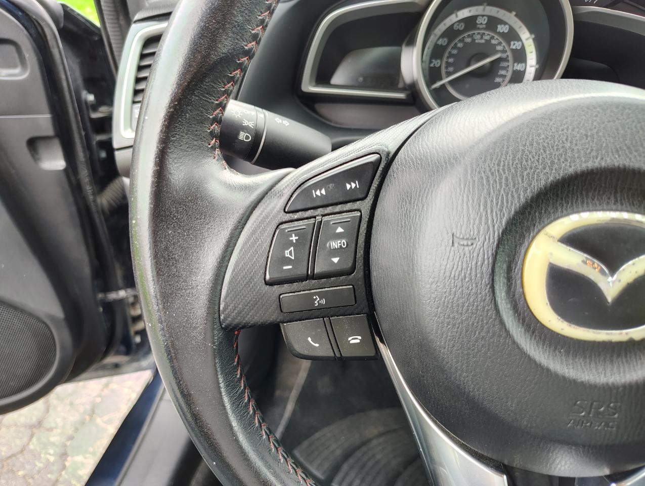 Mazda MAZDA3 i Touring AT 4-Door 2014
