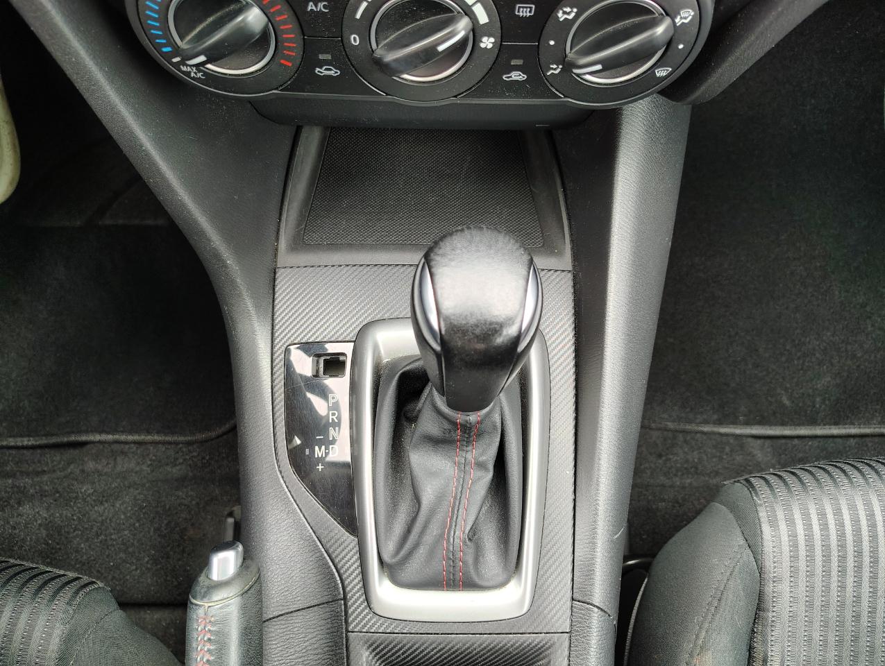 Mazda MAZDA3 i Touring AT 4-Door 2014