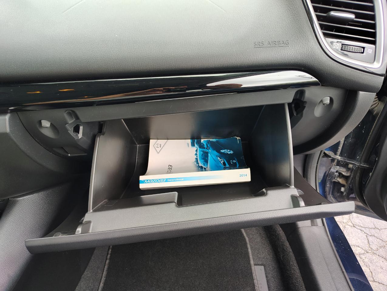 Mazda MAZDA3 i Touring AT 4-Door 2014