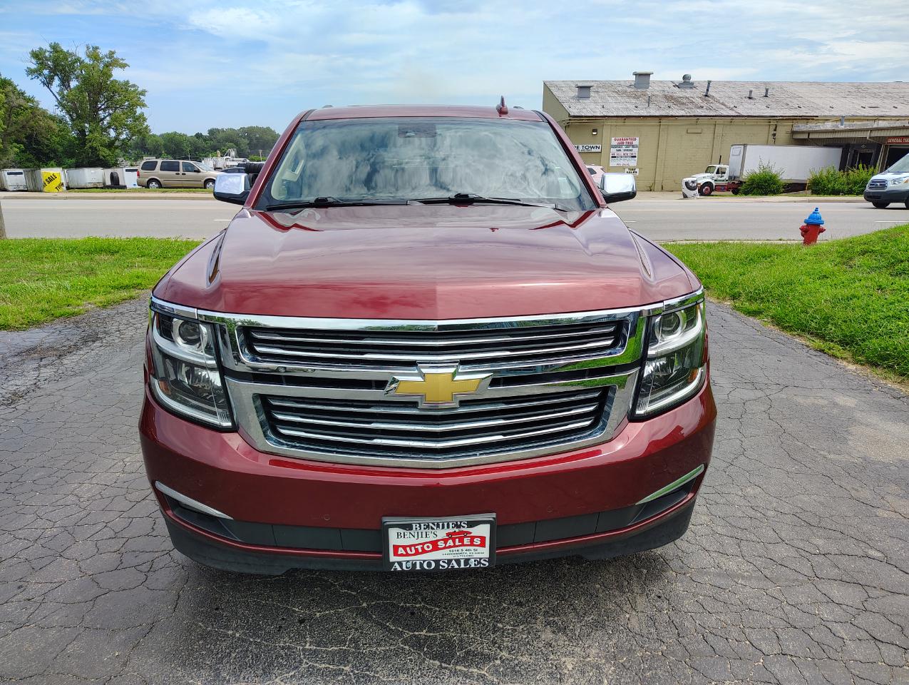 Chevrolet Suburban Premier 4WD 2017