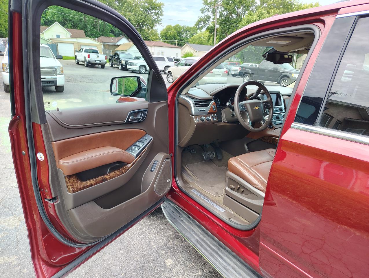 Chevrolet Suburban Premier 4WD 2017