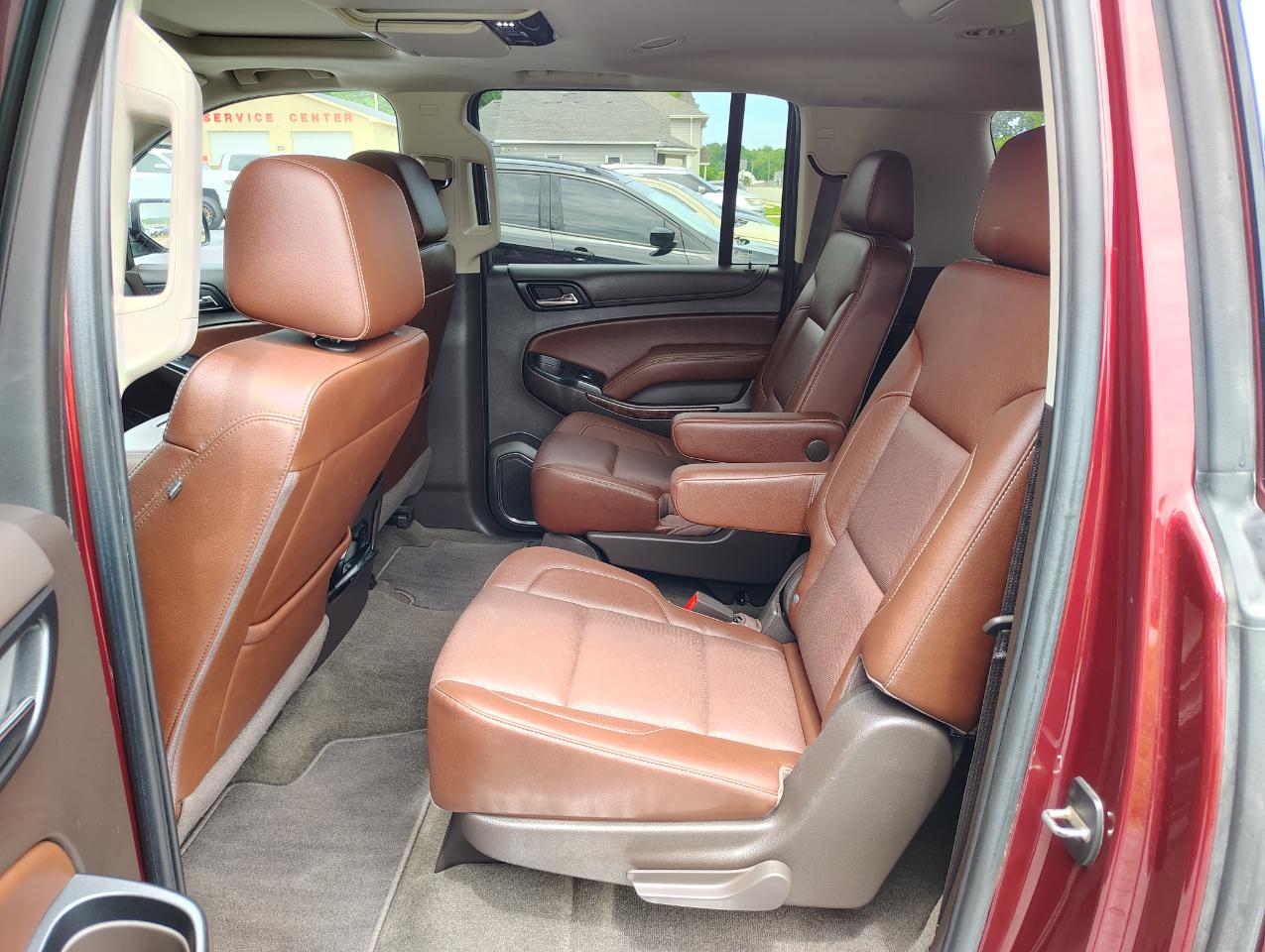 Chevrolet Suburban Premier 4WD 2017
