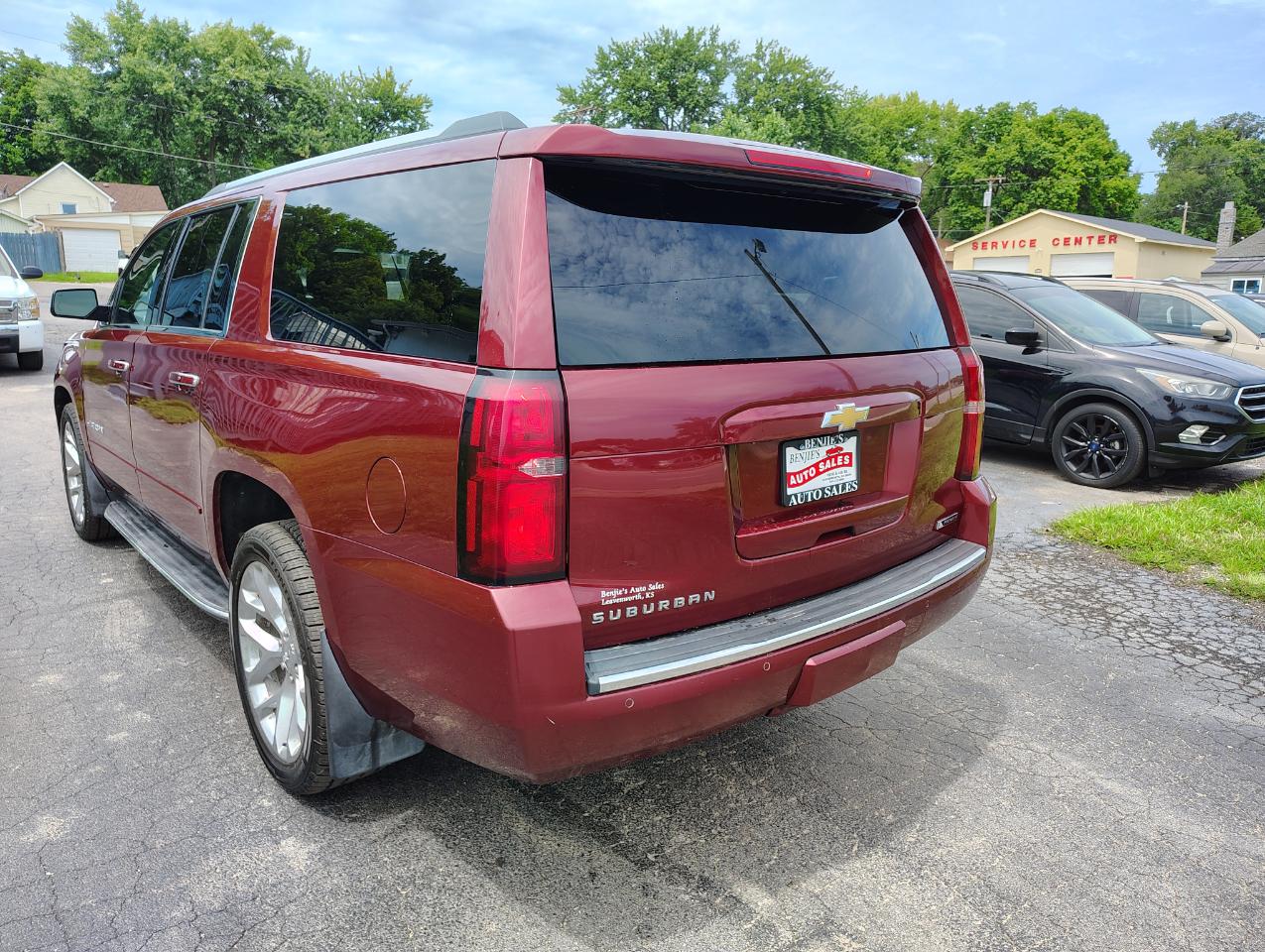 Chevrolet Suburban Premier 4WD 2017