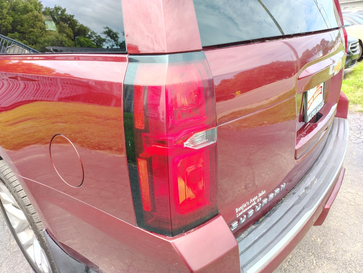 Chevrolet Suburban Premier 4WD 2017