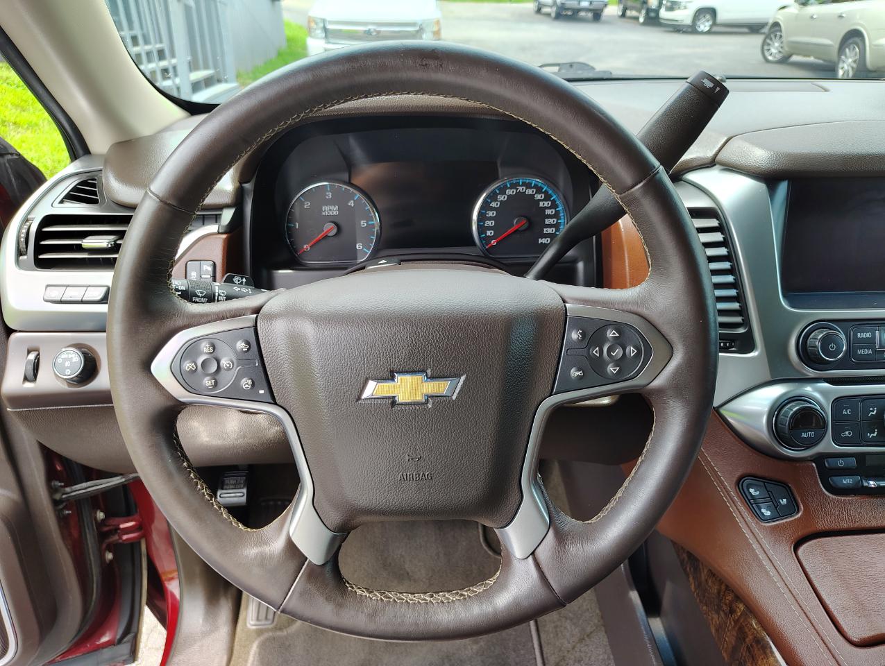Chevrolet Suburban Premier 4WD 2017