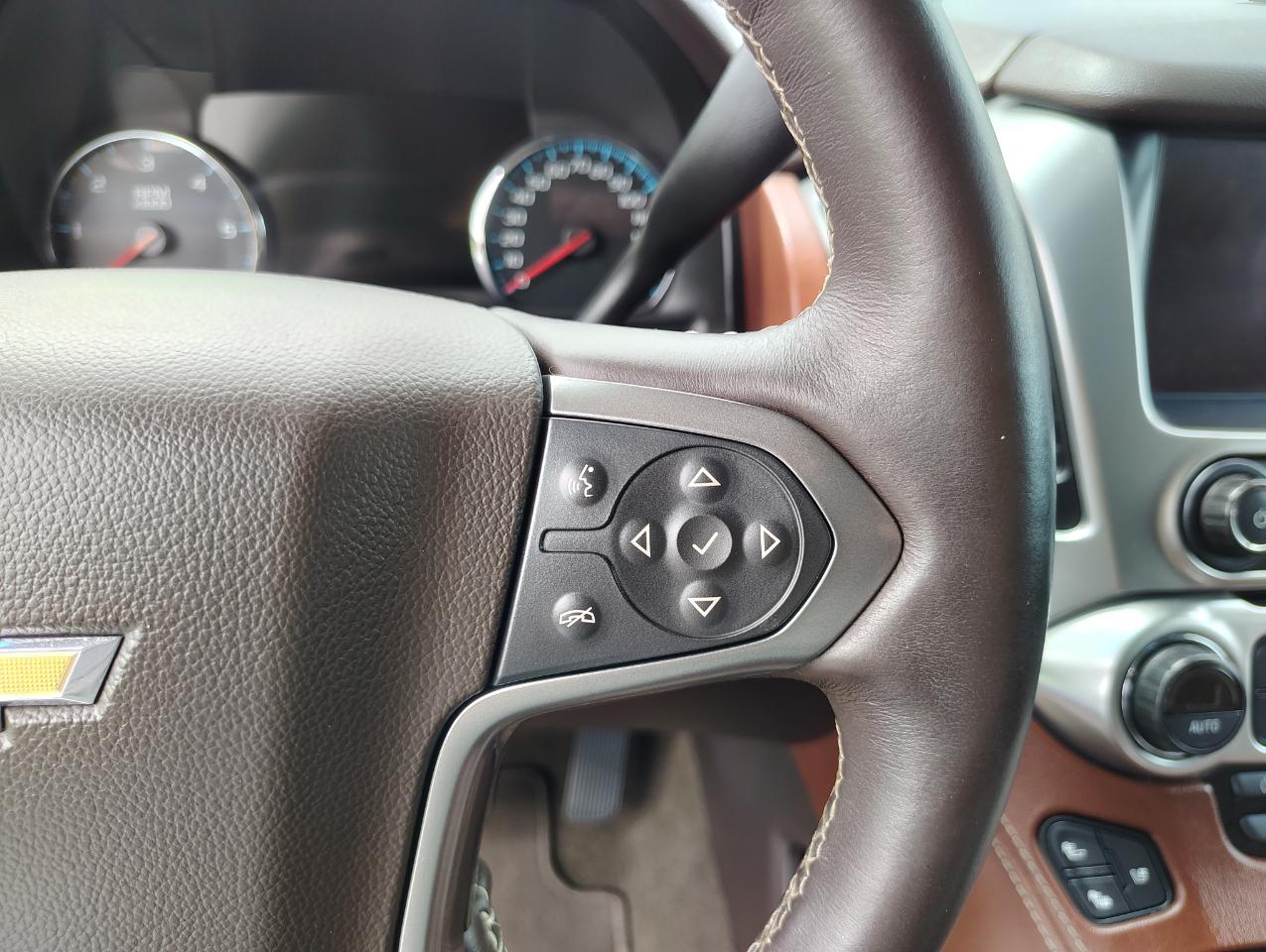 Chevrolet Suburban Premier 4WD 2017