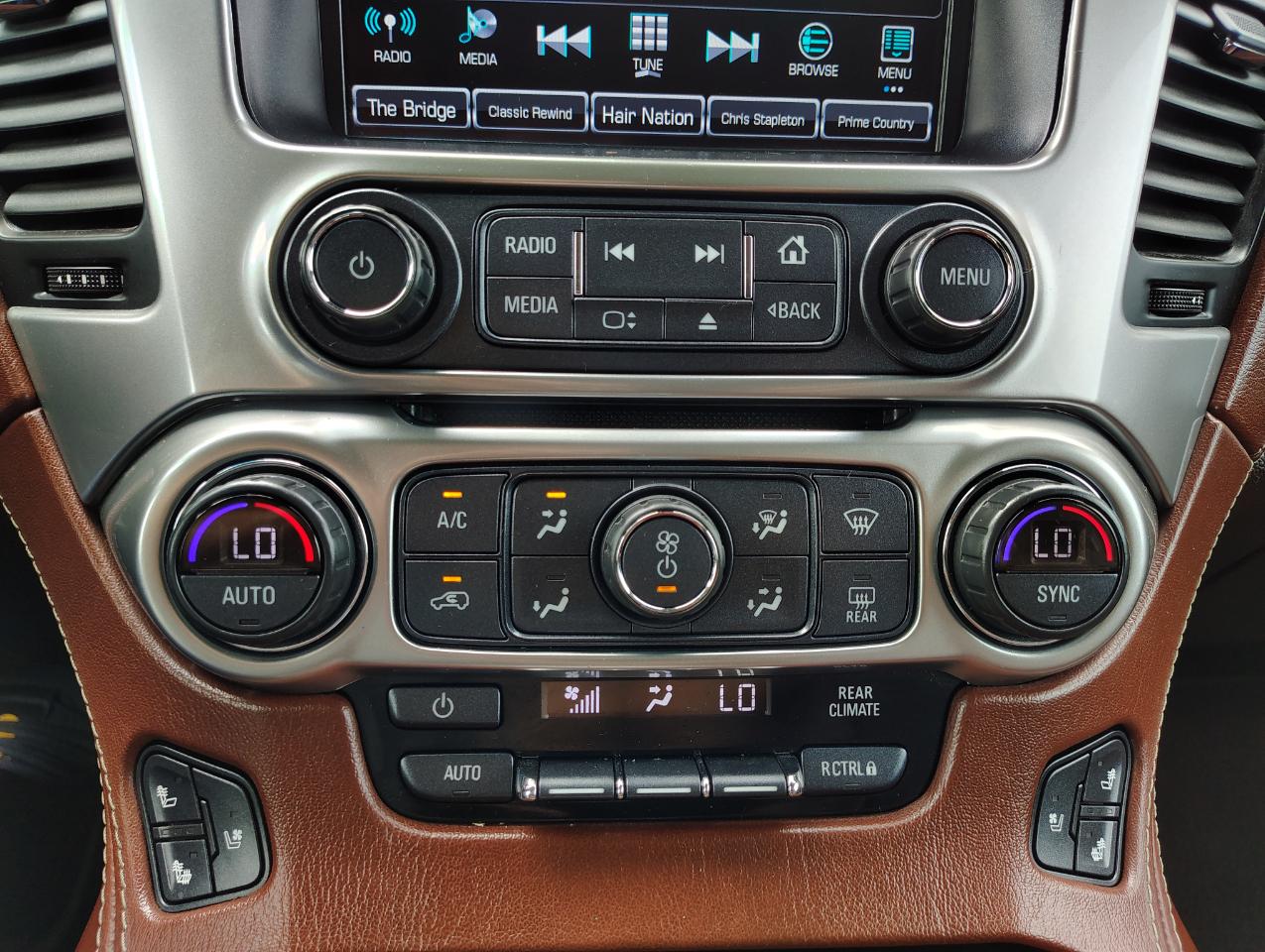 Chevrolet Suburban Premier 4WD 2017